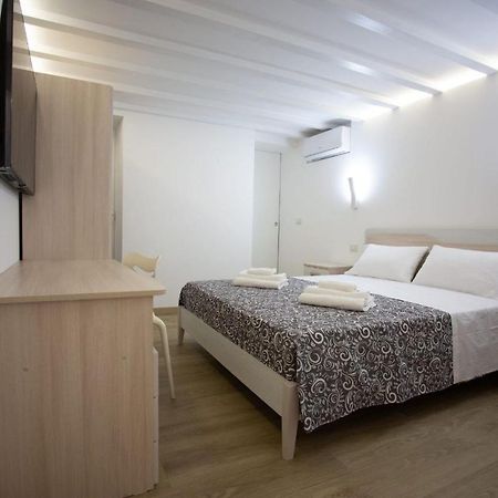 Francesco'S Home Palermo Luaran gambar